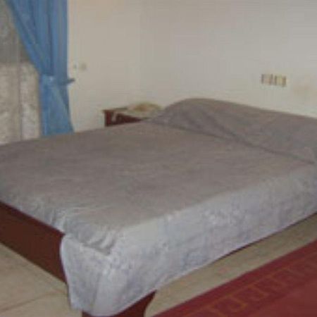 Homeland Hotel นีอาเมย์ ภายนอก รูปภาพ